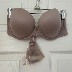 Comfortable and Supportive Strapless